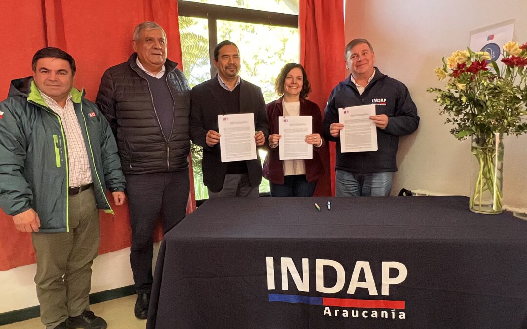 INDAP Araucanía e INA Carillanca firman importante Convenio de Colaboración